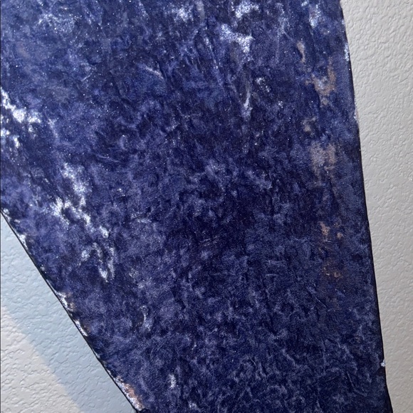 Forever 21 Velvet nightgown - Picture 2 of 4